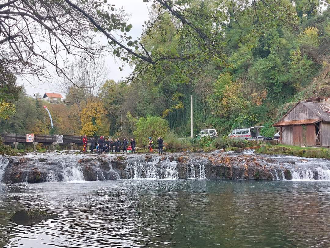Odbaci plastiku učini razliku